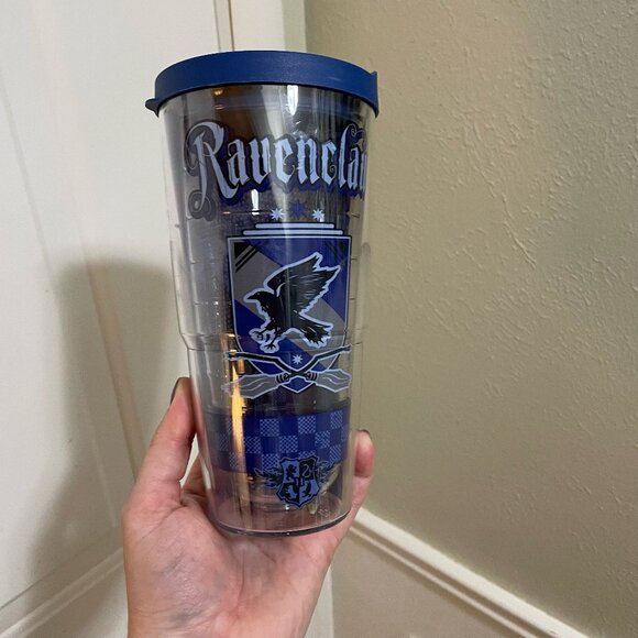 Harry Potter Quidditch Ravenclaw 16 oz Tumbler with Lid - Picture 1 of 8
